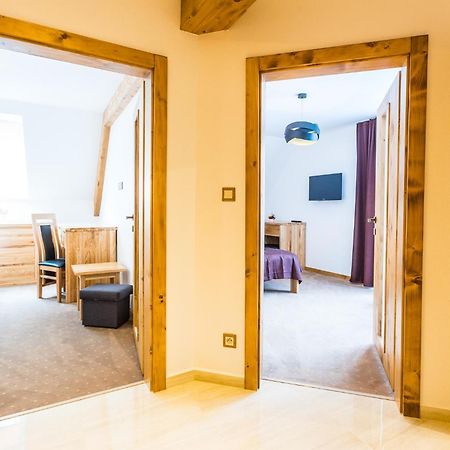 Hotel Palatin Oravsky Podzamok Esterno foto