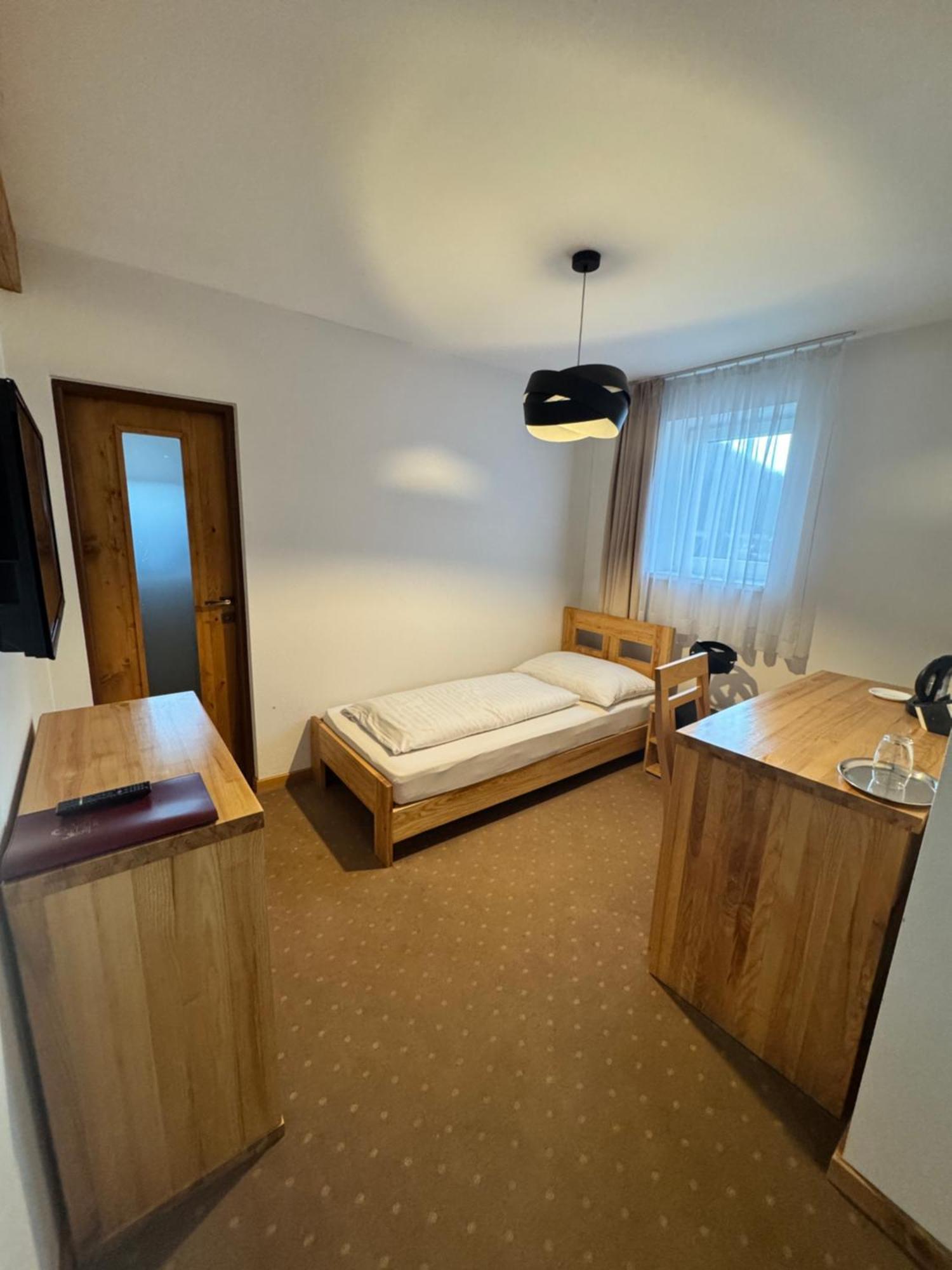 Hotel Palatin Oravsky Podzamok Esterno foto